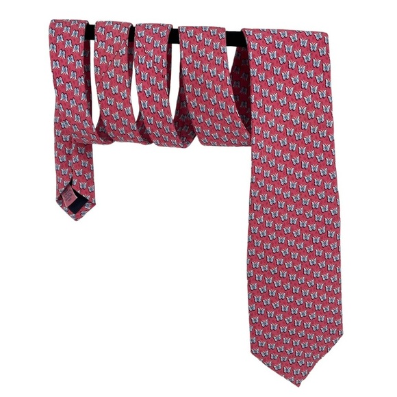 Vineyard Vines Blue Butterflies w/Pink Background Silk Necktie - 60" Long - Picture 2 of 9